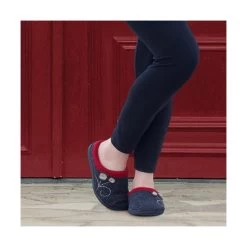 Acorn Dara - Women's -Outdoor Clothing 10151 blue 2000x rsz 87659.1650048959