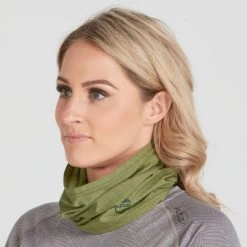 NRS Neck Gaiter -Outdoor Clothing 10405 03 Olive Model Down 090121 2000x2000 rsz 80730.1648058782