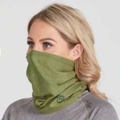 NRS Neck Gaiter -Outdoor Clothing 10405 03 Olive Model Up 090121 2000x2000 rsz 71054.1648058782