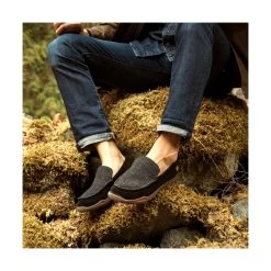Acorn Ellsworth Suede Moc - Men's -Outdoor Clothing 18801 blk 2000x rsz 36038.1626822650