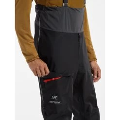 Arc'teryx Alpha SV Bib - Men's -Outdoor Clothing Alpha SV Bib Black Pocket Detail rsz 54014.1663273347