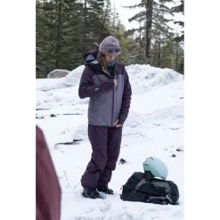 Domino Jacket - Women's (Fall 2021) 5 Domino Jacket - Women's (Fall 2021) -Outdoor Clothing Domnoandsiren 1200x rsz 71161.1644539646