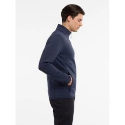 Arc'teryx Kyanite AR 1/2 Zip - Men's 15 Arc'teryx Kyanite AR 1/2 Zip - Men's -Outdoor Clothing Kyanite AR 1 2 Zip Neck Black Sapphire Side View Right rsz 07421.1675106943