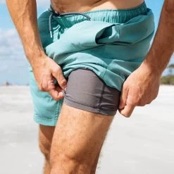 Lined Breeze Short - Men's (Spring 2022) -Outdoor Clothing M LinedBreezeShorts Lifestyle 1 88717.1643333789.1280.1280 71813.1676489324