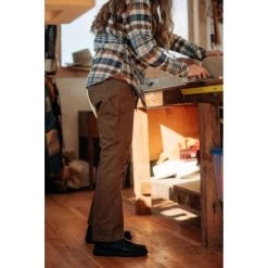 KUHL Rydr Pant - Women's -Outdoor Clothing Mak Lianna and Chris FA21 050 rsz 63957.1650488462