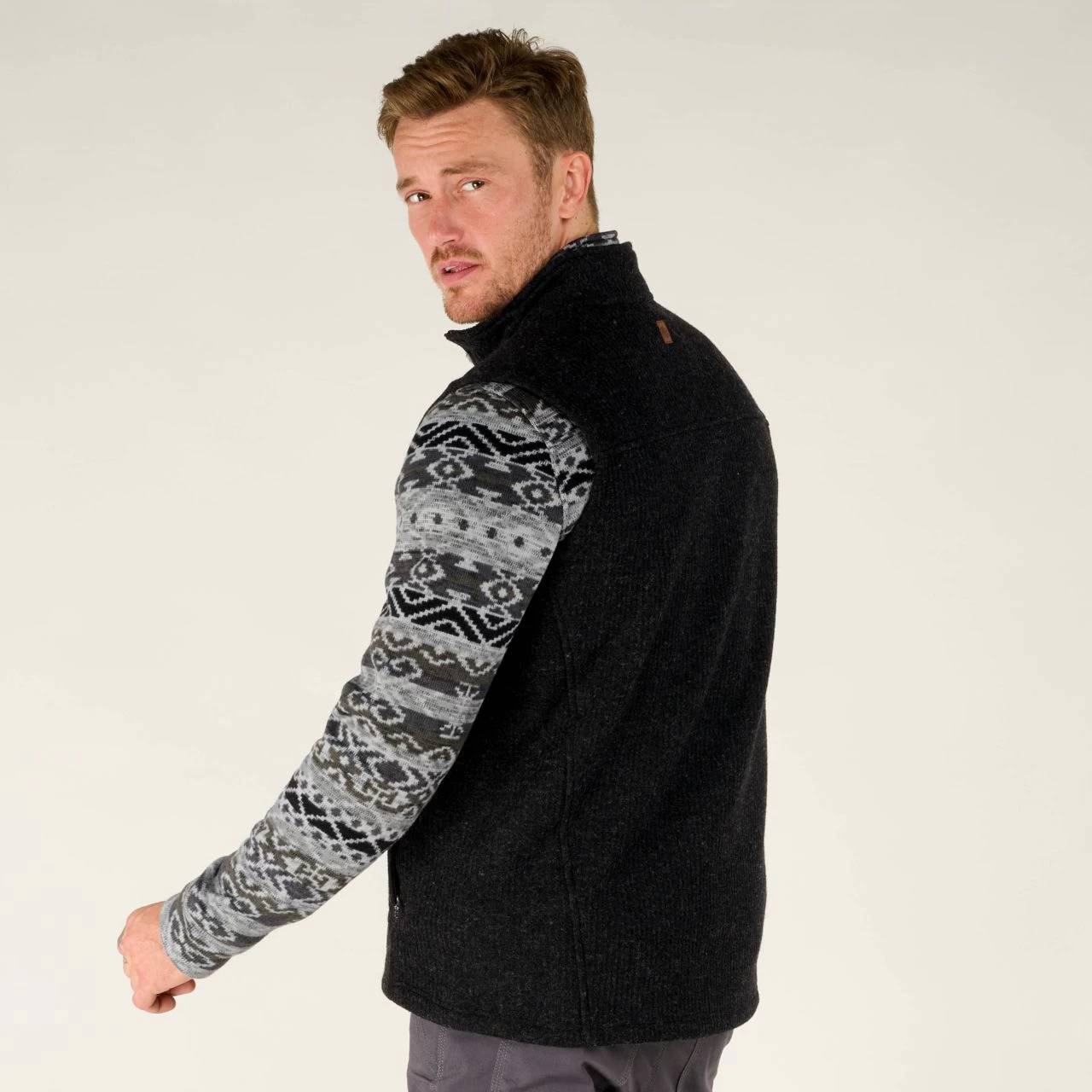 Sherpa Namgyal Vest - Men's 11 Sherpa Namgyal Vest - Men's - Image 11