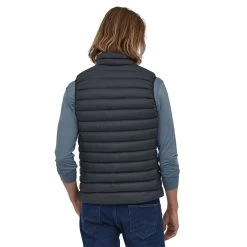 Patagonia Down Sweater Vest - Men's (Fall 2022) -Outdoor Clothing WBF22 84623 BLK CS2 rsz 15581.1661212683.1280.1280 78648.1674084702