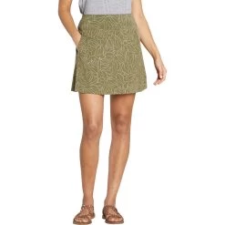 Sherpa Neha Skort - Women's (Spring 2022) -Outdoor Clothing neha skort evergreen model front rsz 00334.1664924624