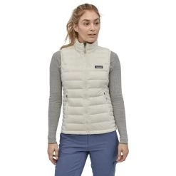 Patagonia Down Sweater Vest - Women's (Spring 2022) -Outdoor Clothing wbf19 84628 bcw om1 rsz 89063.1652214408